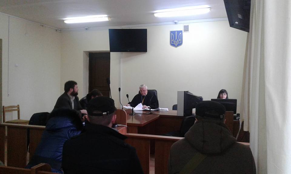 Ужгородський міськрайонний суд визнав двох бійців «Правого сектору» потерпілими