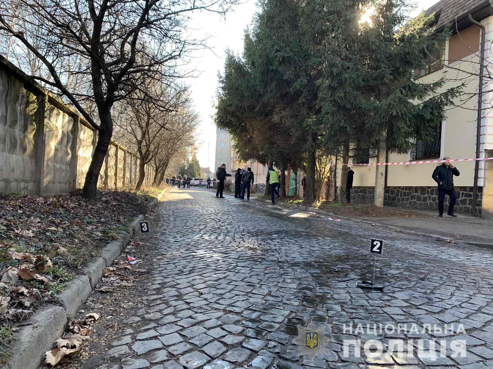 У поліції розповіли про сьогоднішню стрілянину в Мукачеві 