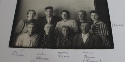 Діти війни. Сімейне фото з архіву