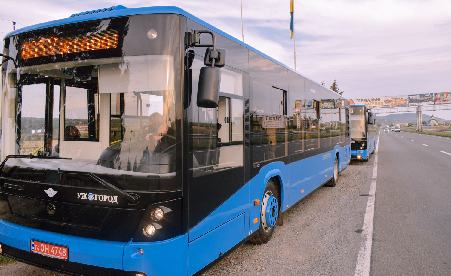 Автобуси Електрон