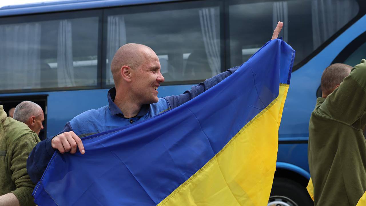 Звільнені українські військові