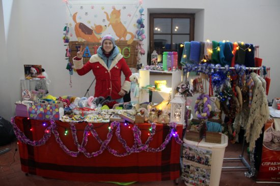 В Ужгороді на фестивалі пряників зібрали кошти для лікування дівчинки Марійки