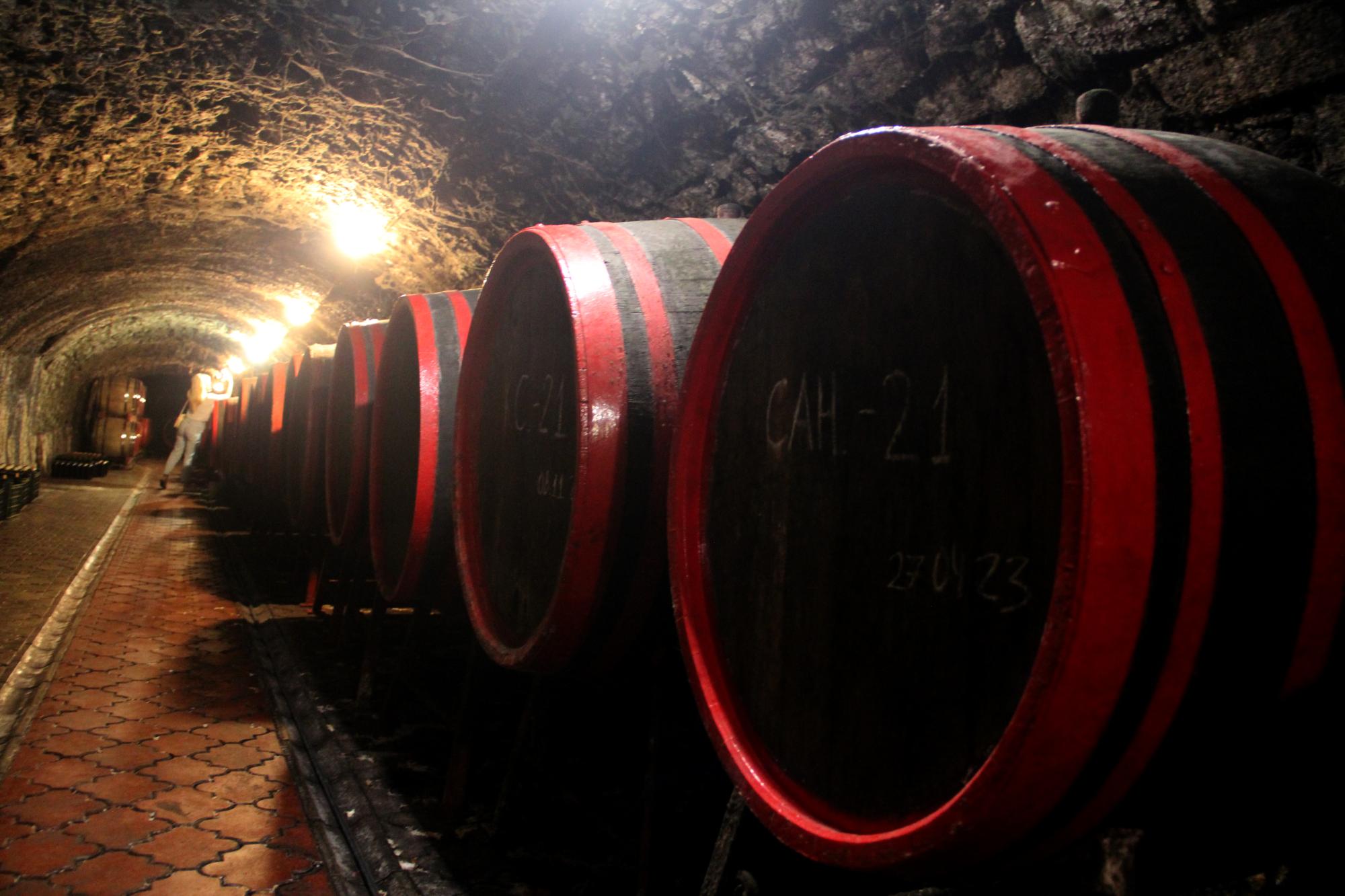 Бочки з вином