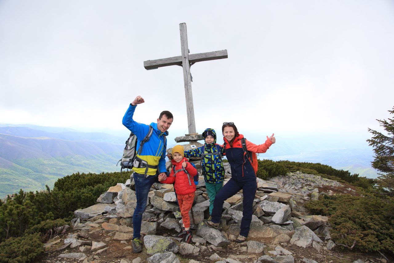 Родина Жуків під час походу