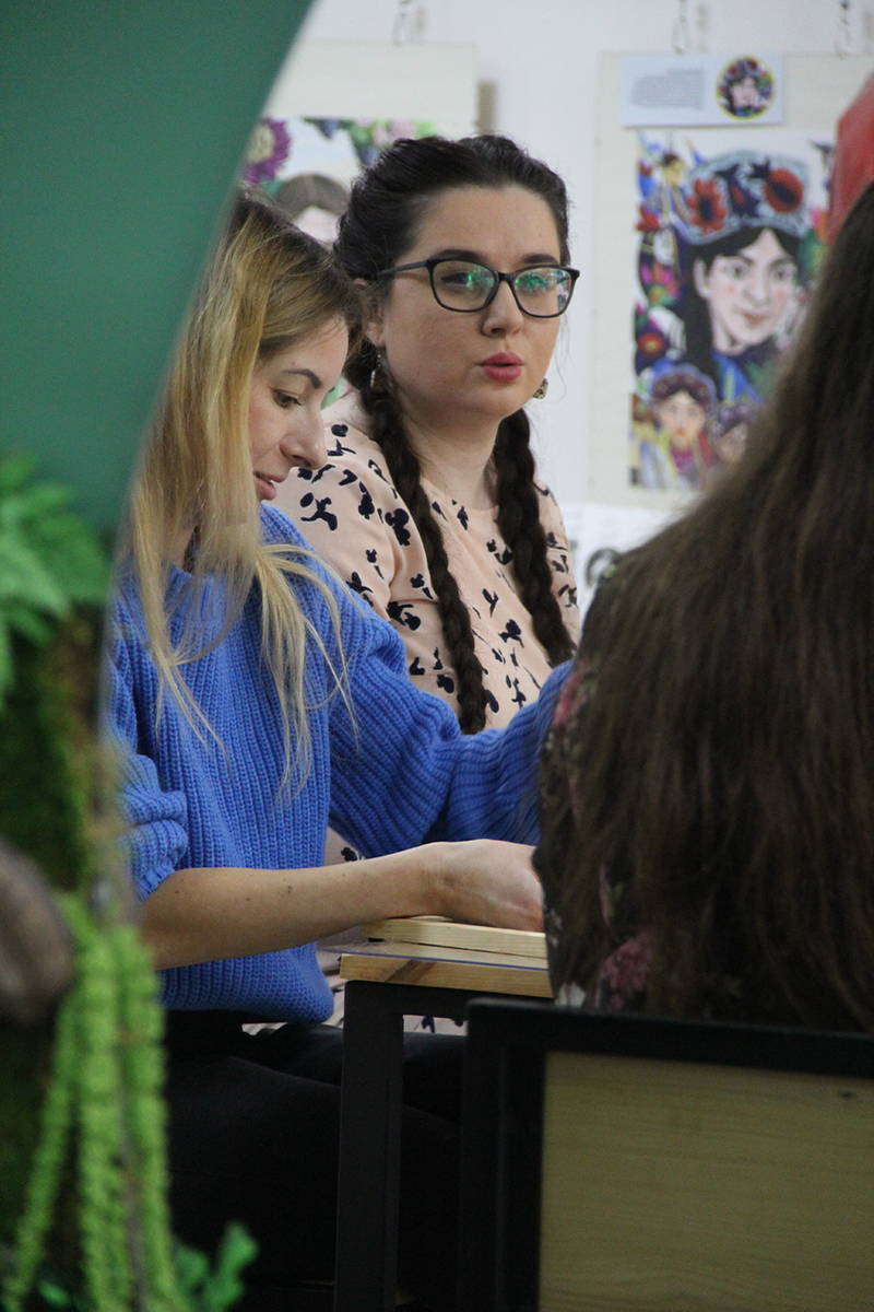 Учасниці проєкту «Пов’язані»