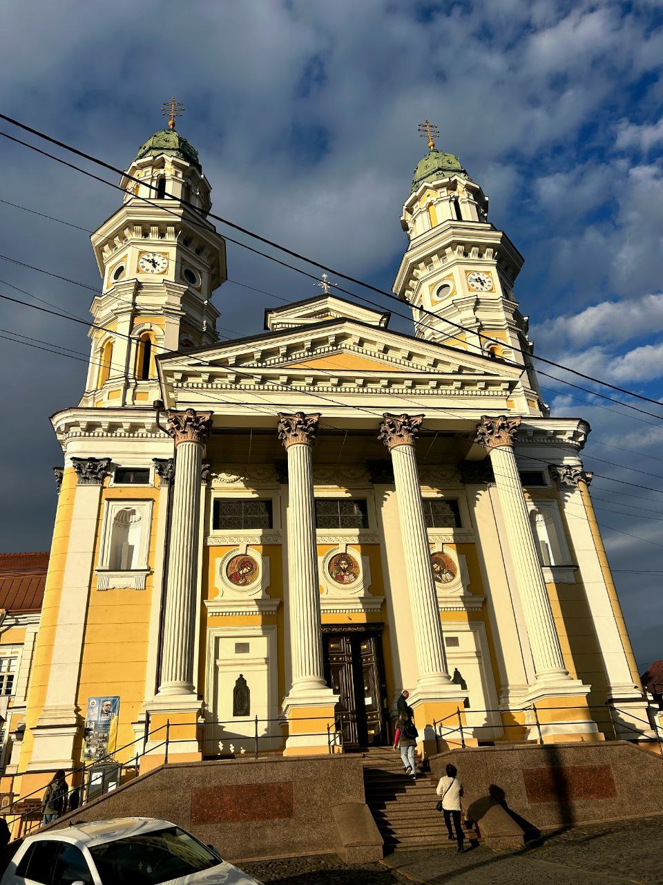 Хрестовоздвиженський кафедральний собор