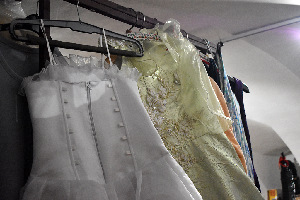 Святкові сукні