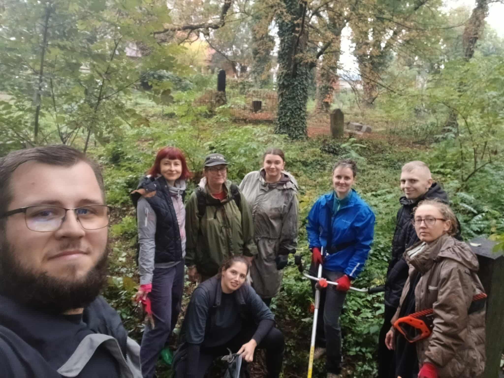 Ініціатива "Цвинтар на Капушанській"