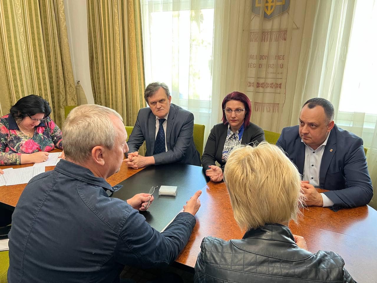 Підписано останні юридичні документи щодо будівництва сміттєсортувального заводу у с. Яноші