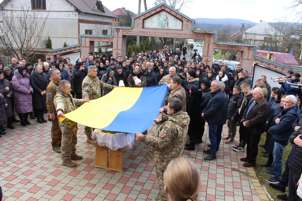 Прощання із воїном Михайлом Лендєлом