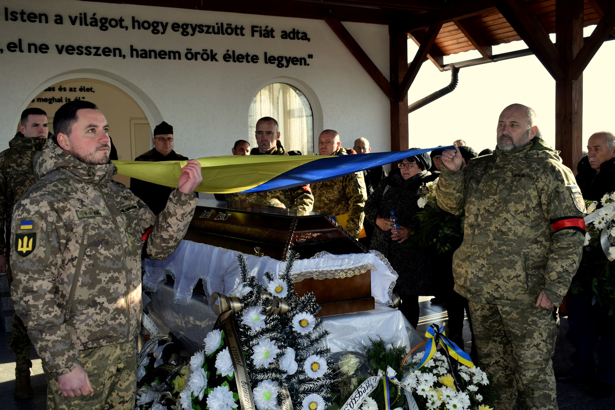 Прощання із воїном Жолтом Деаком