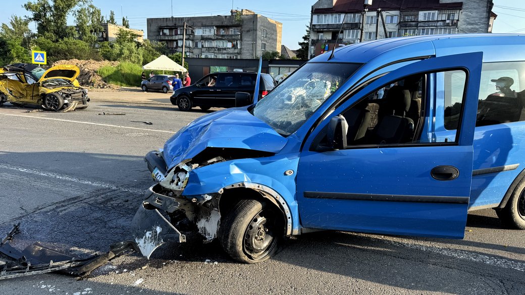 ДТП в Ужгороді на обʼїзній