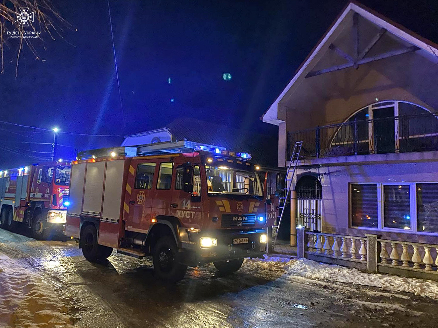 В Хусті в пожежі загинула 30-річна жінка, правоохоронці з‘ясовують причину виникнення інциденту 