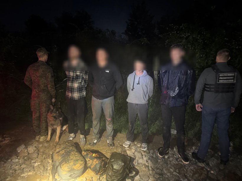 Затримані утікачі з переправником