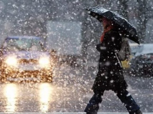 На Закарапатті кілька днів поспіль прогнозують мокрий сніг 