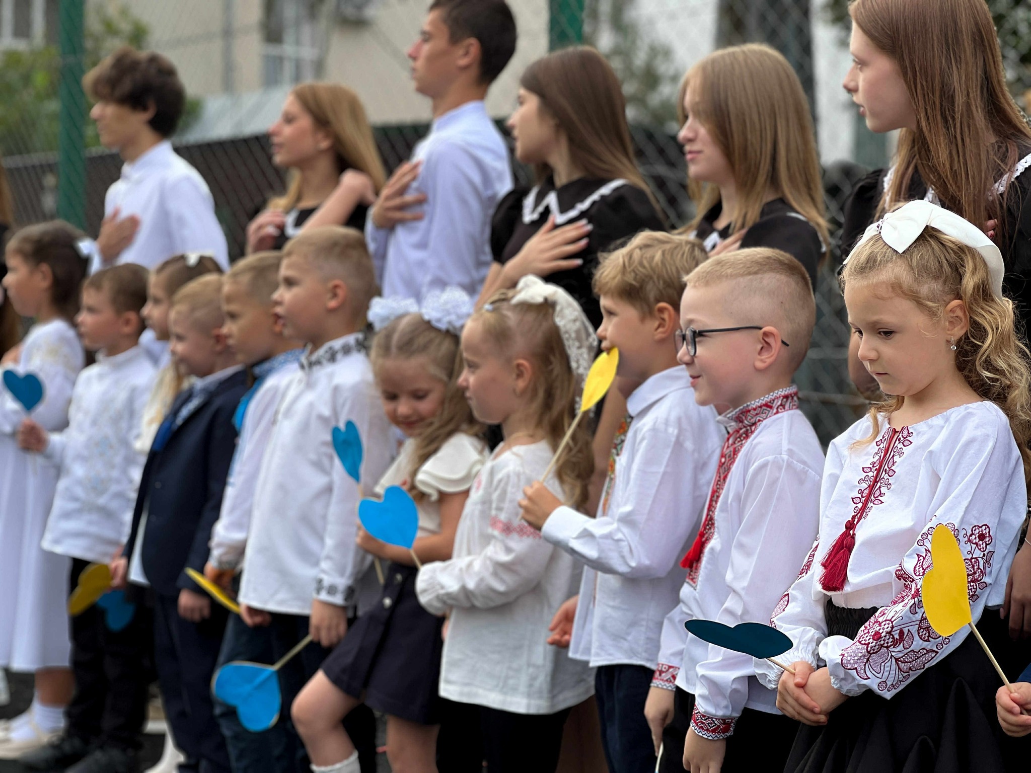 Першокласники у Мукачеві