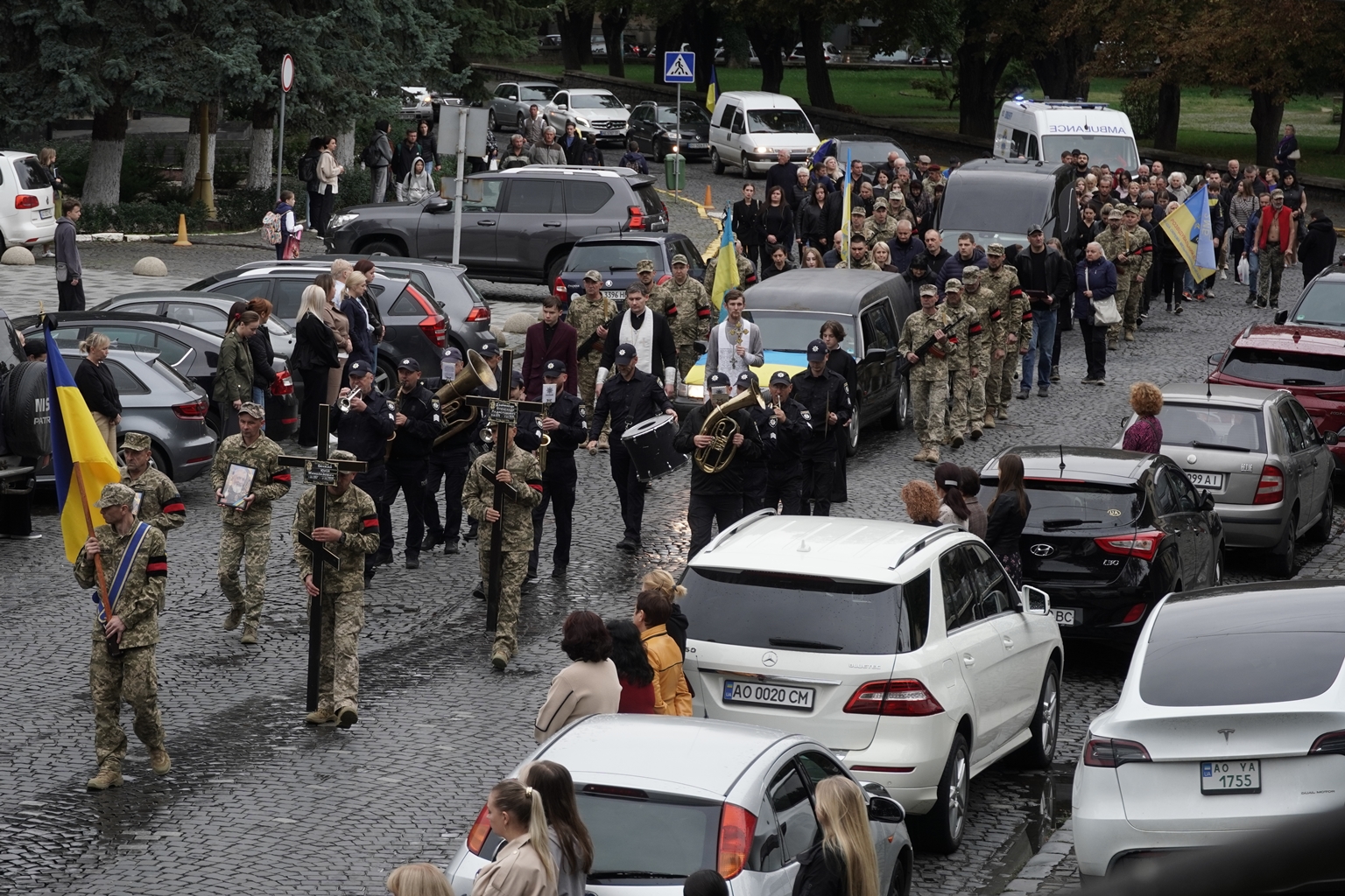 Прощання з воїнами Юрієм Бачкаєм та Олександром Дзуринцем