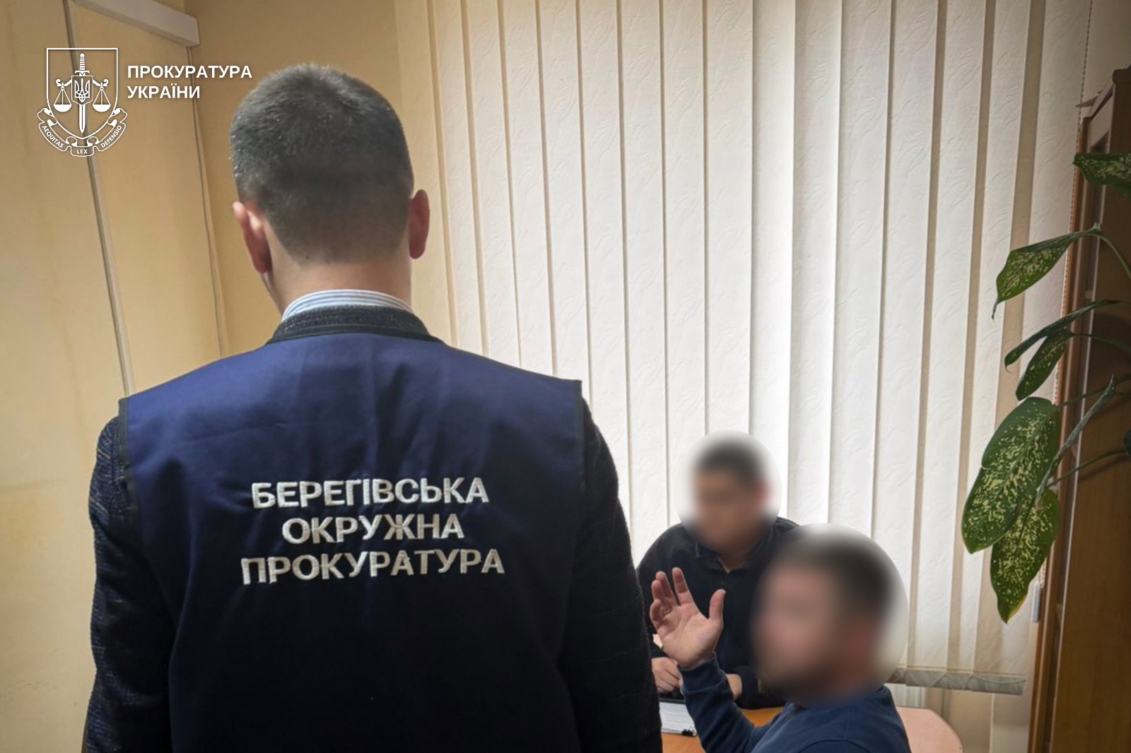 Підозрюваний у прокуратурі