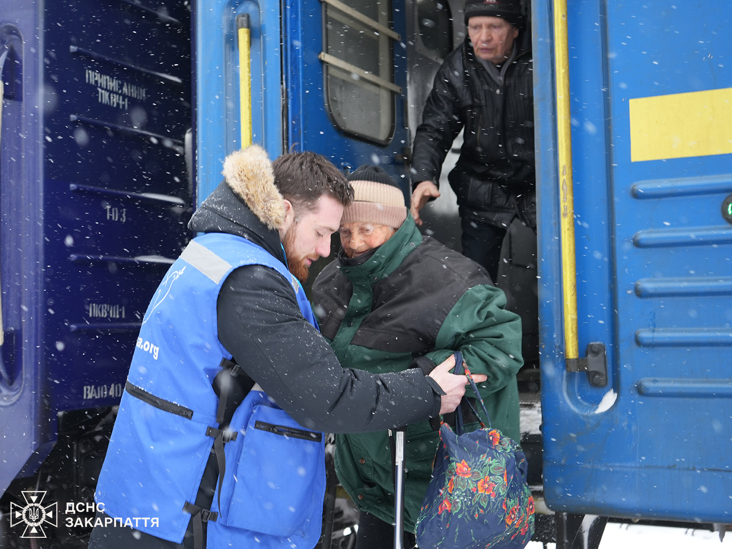 До Мукачева евакуаційним поїздом прибули 7 людей