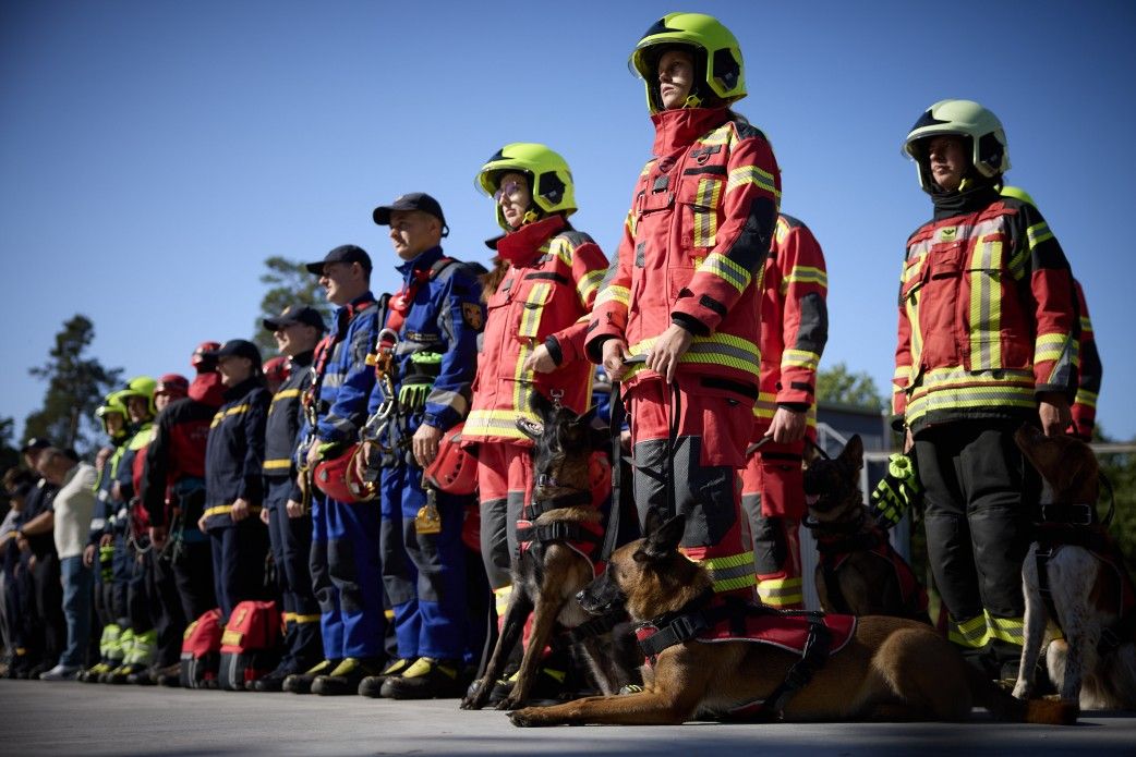 Профільні служби
