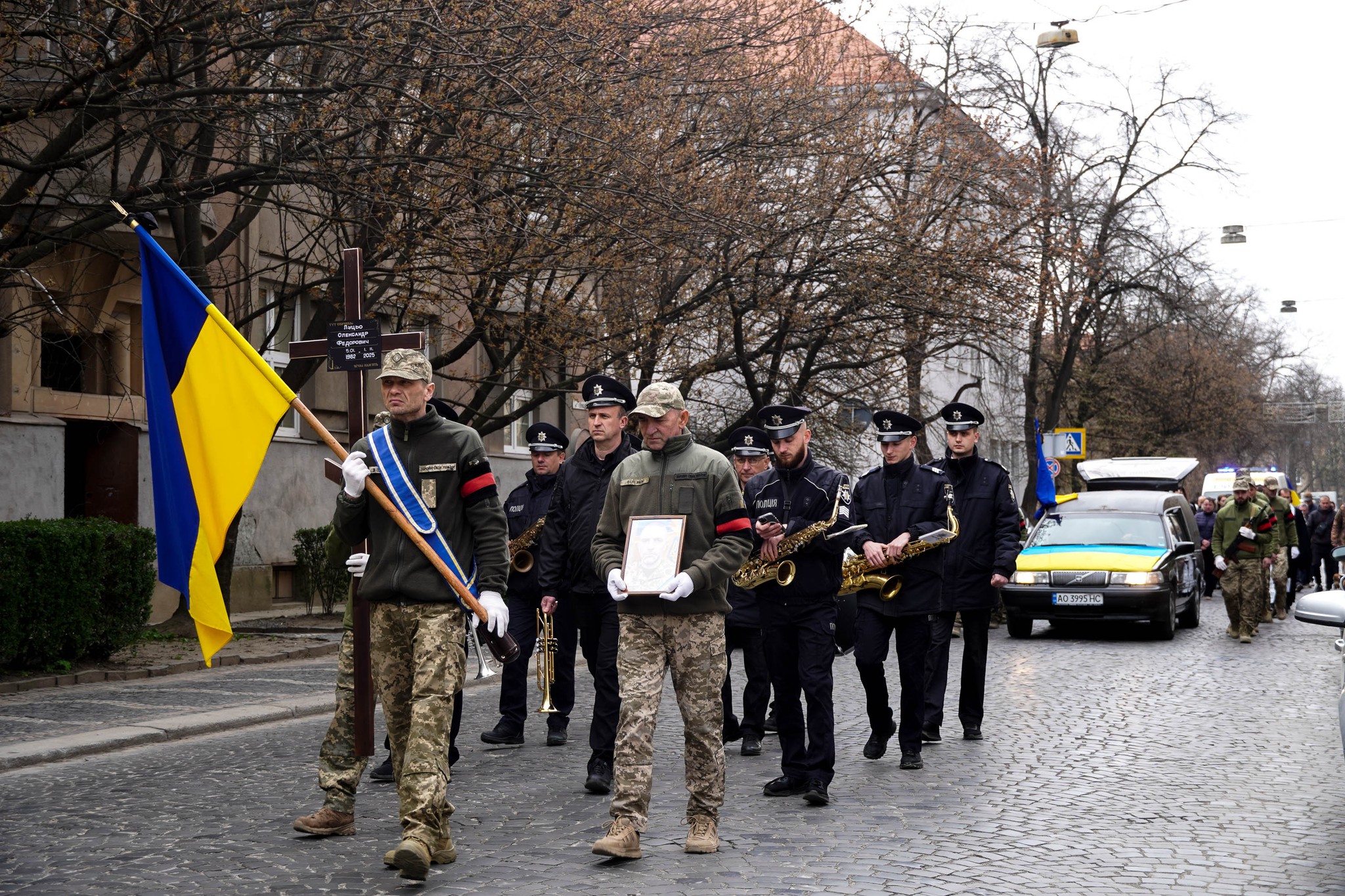 Прощання із військовим Олександром Луцьом в Ужгороді