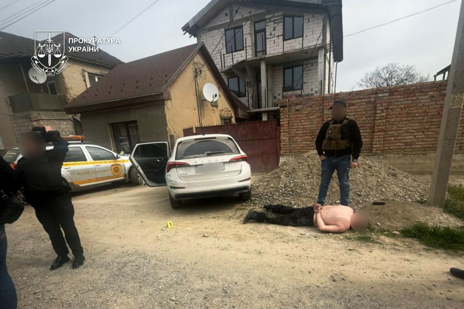 Затримання підозрюваних