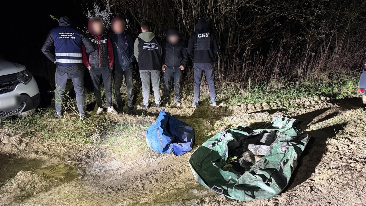 Затримані утікачі