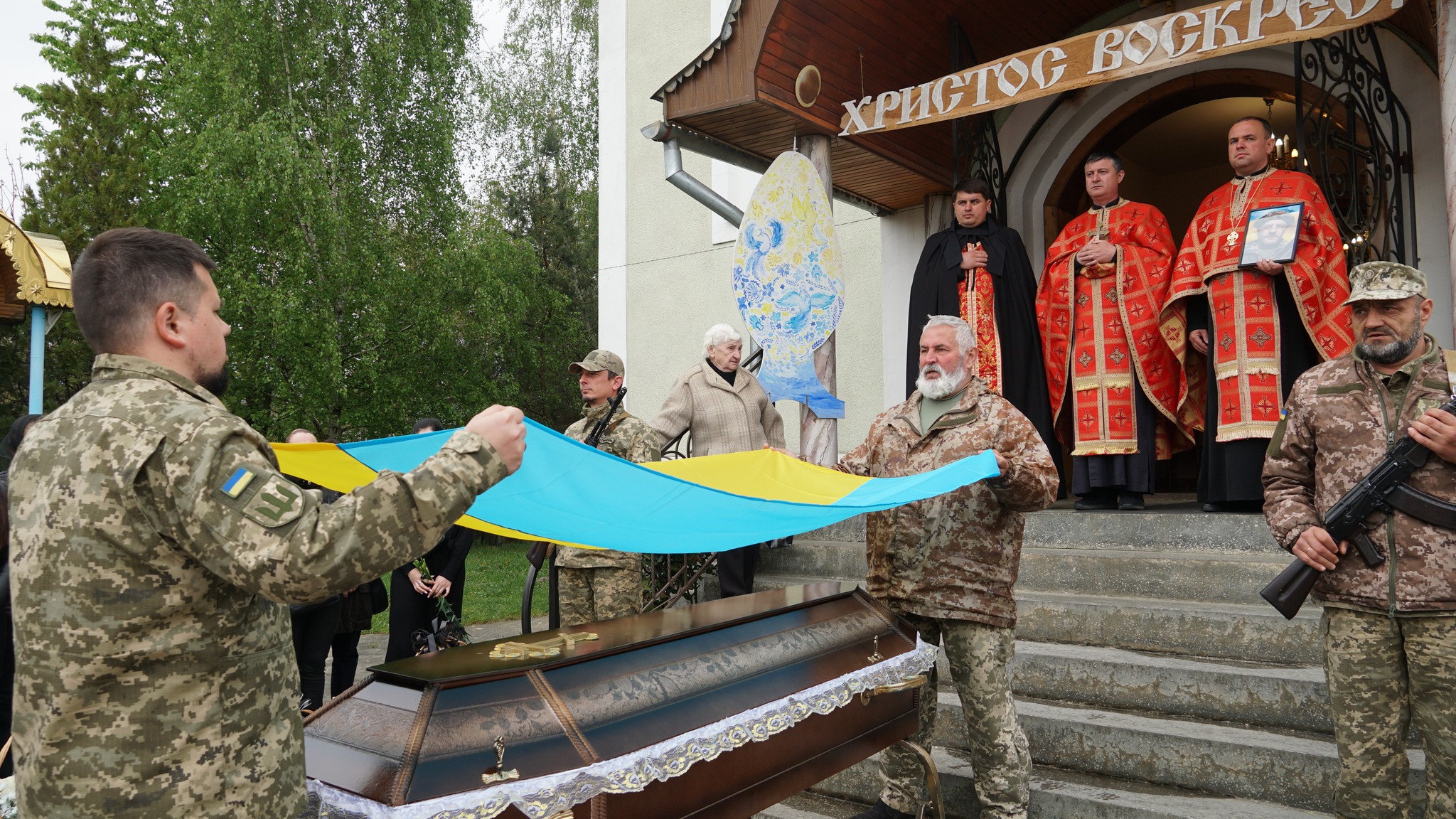 Прощання із захисником Юлієм Калі у Мукачеві