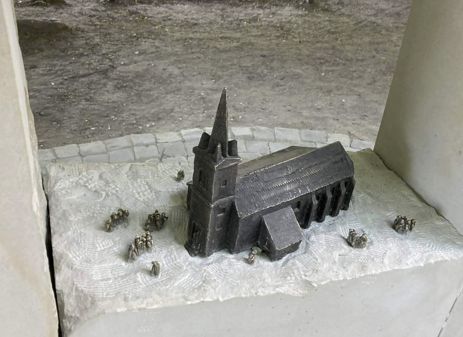 Скульптура «Ужгородська унія-1646»