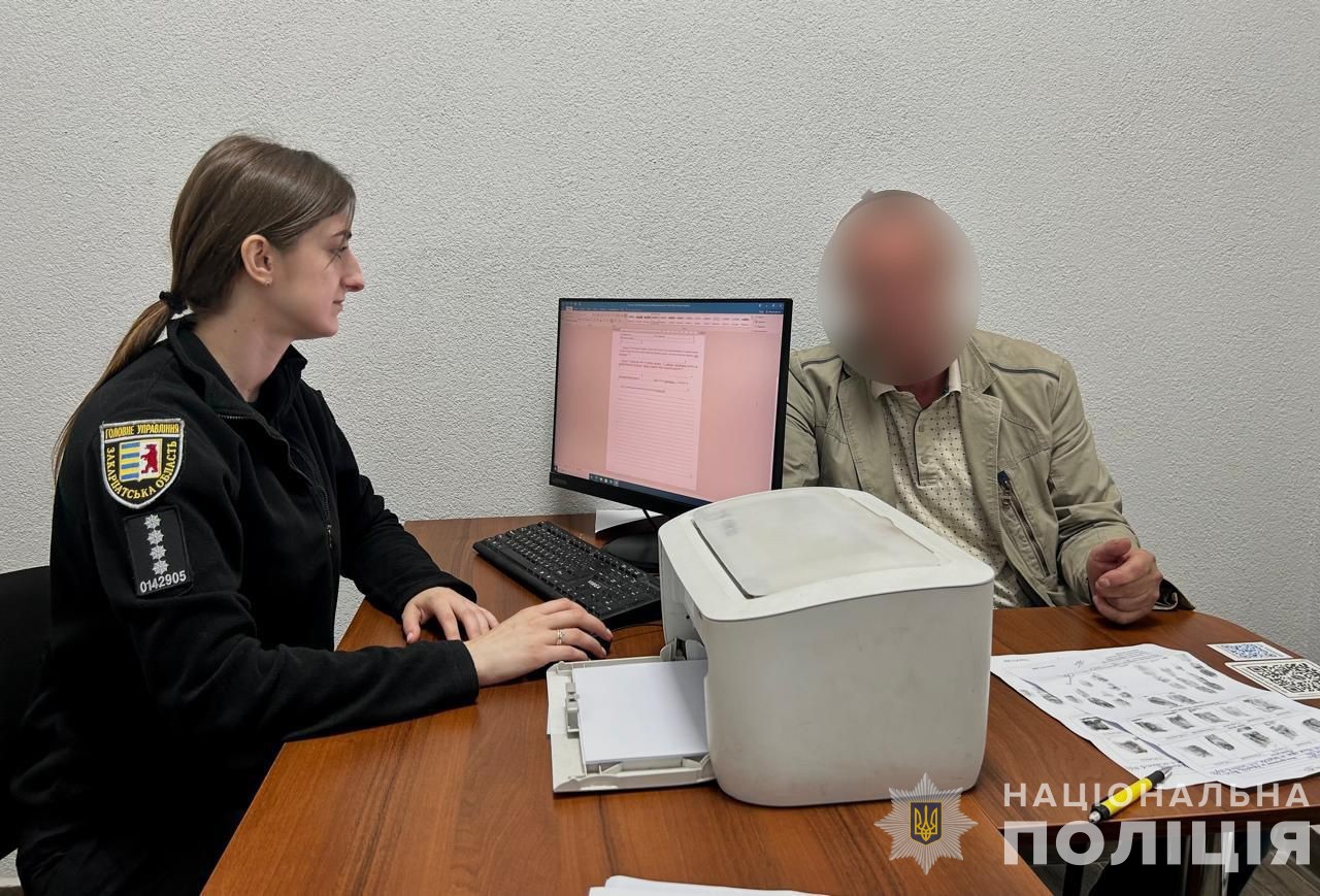 Дії недобросовісного чиновника за даними поліції завдали чимало шкоди