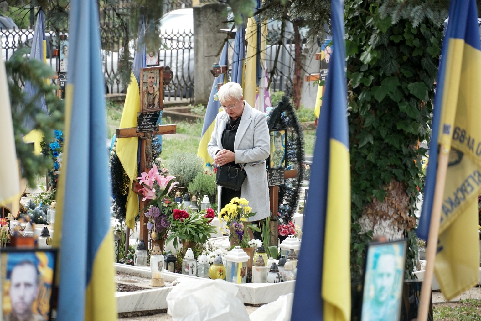 Вшанування полеглих воїнів у День пам’яті та перемоги над нацизмом в Ужгороді