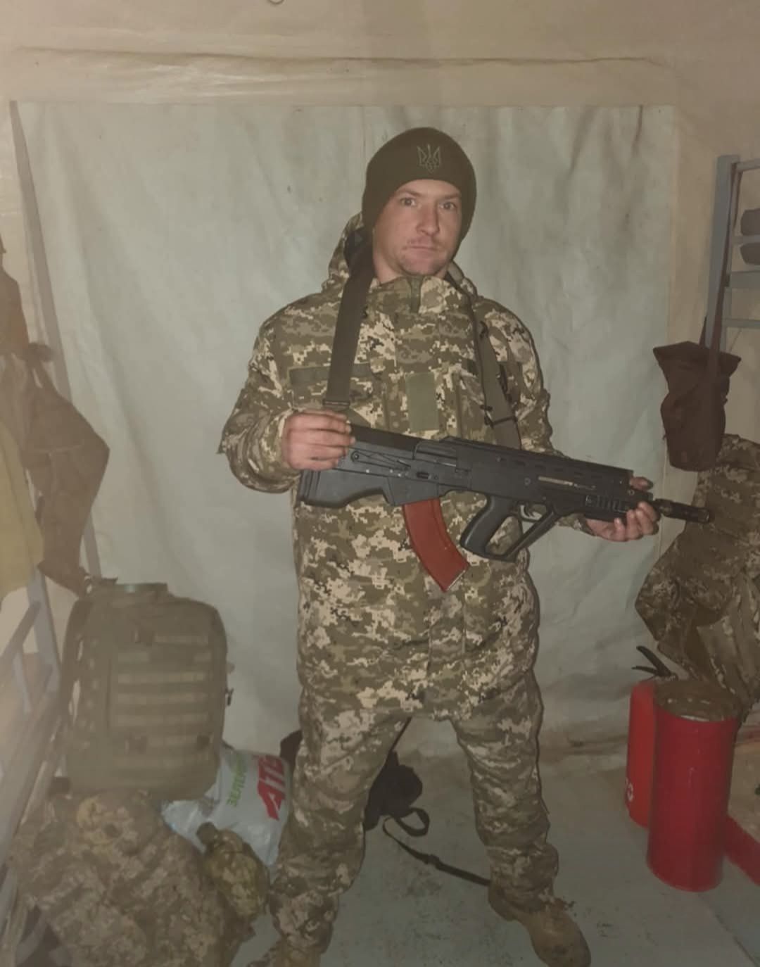 Захисник Мілан Пастеляк