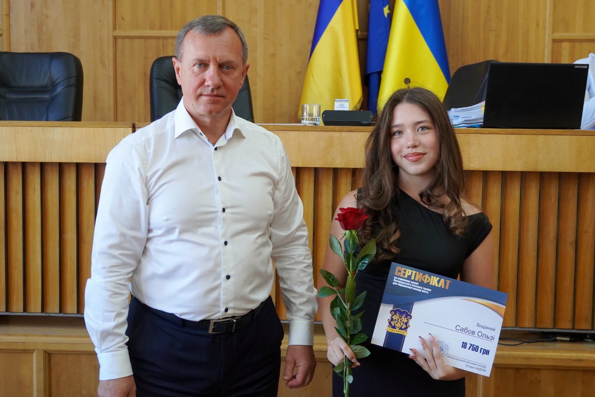 Четверо ужгородців отримали премії міського голови для обдарованої молоді