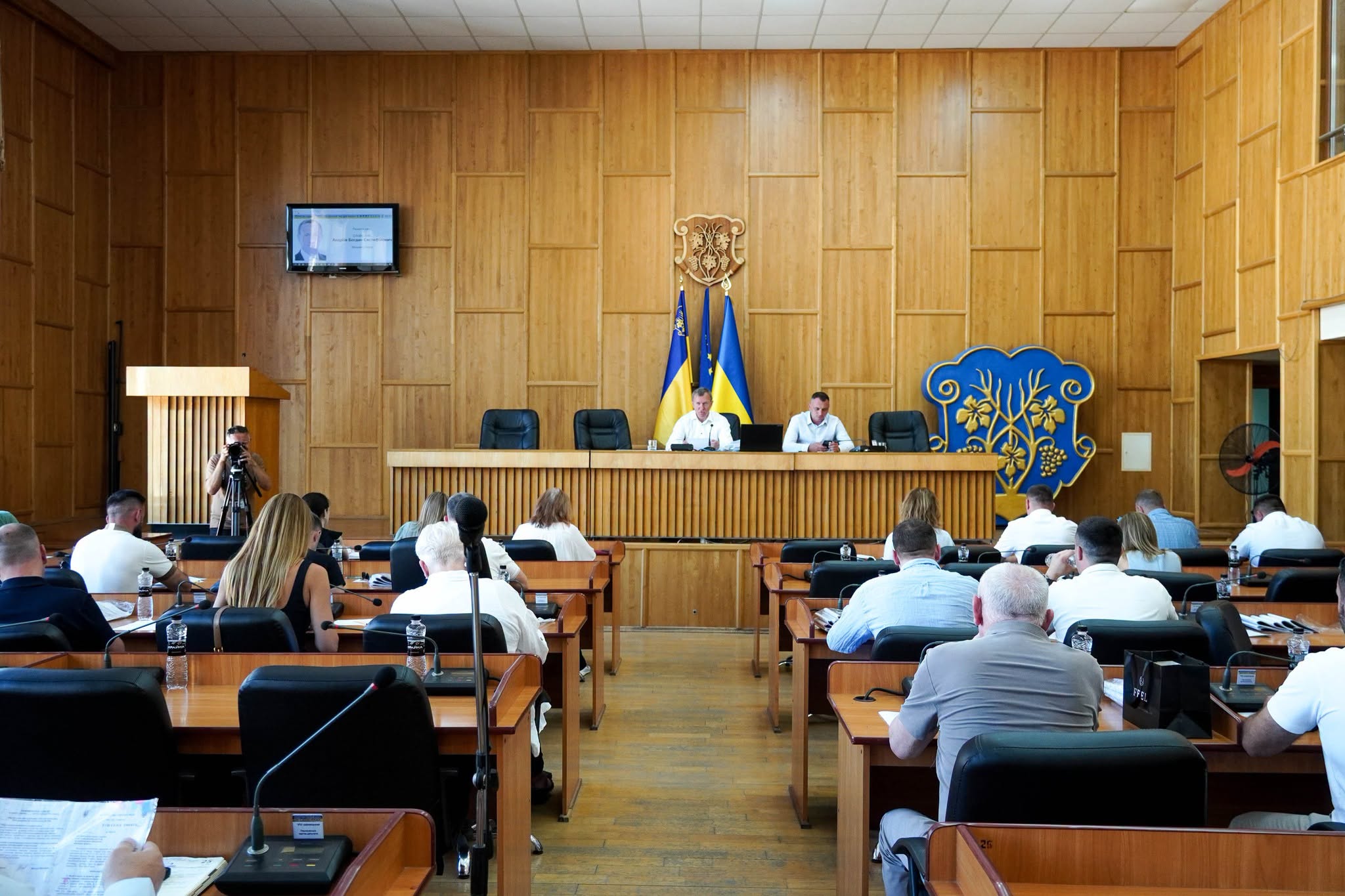 Сесія Ужгородської міськради, 25 червня