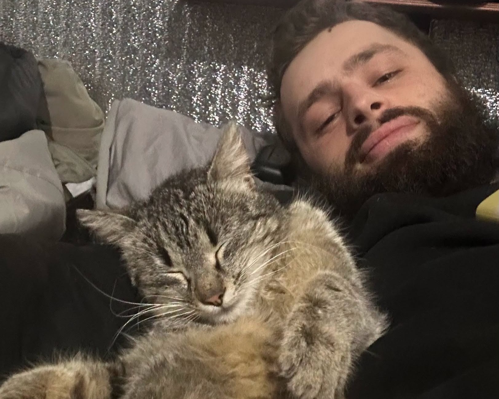 Прикордонник з котиком Гері