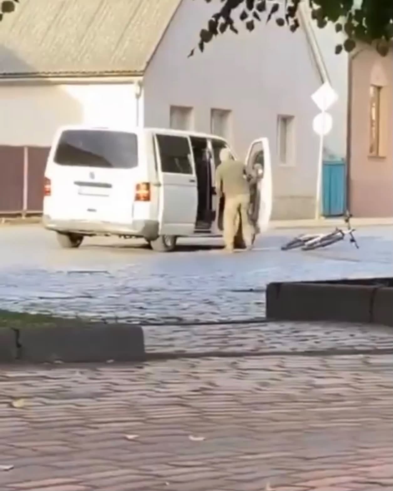 Ймовірне затримання чоловіка