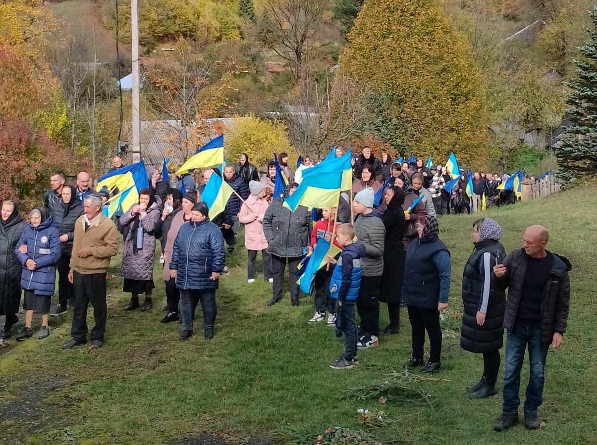 Прощання із захисником Василем Соломкою на Воловеччині