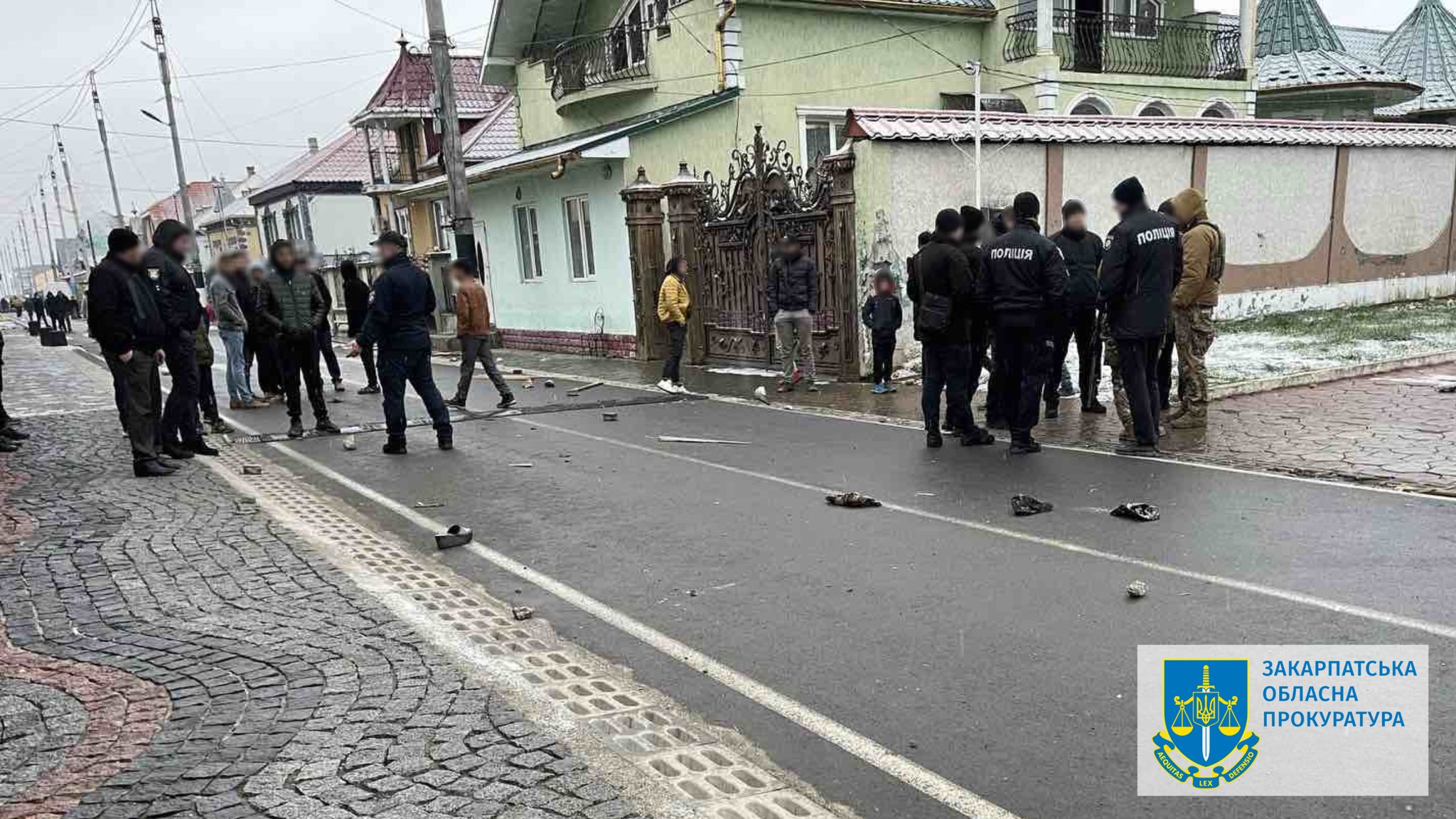 На вибрах ромського барона у Підвиноградові трапилася сутичка, одного чоловіка вбили, є постраждалі 