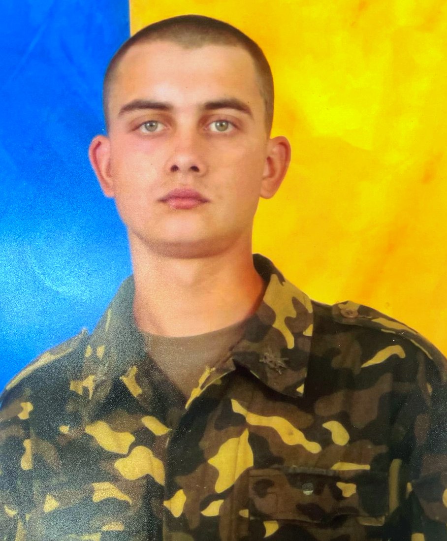 Захисник Ігор Юрпалов