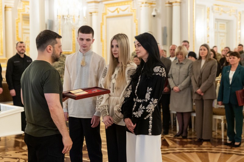 Вручення орденів "Золота Зірка"
