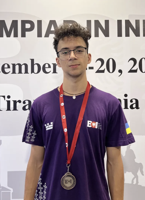 Школяр з Ужгорода здобув бронзу на Балканській олімпіаді з інформатики