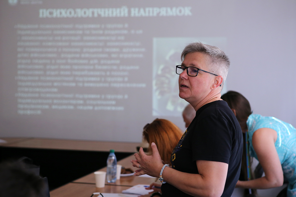 Любов Михайлюк