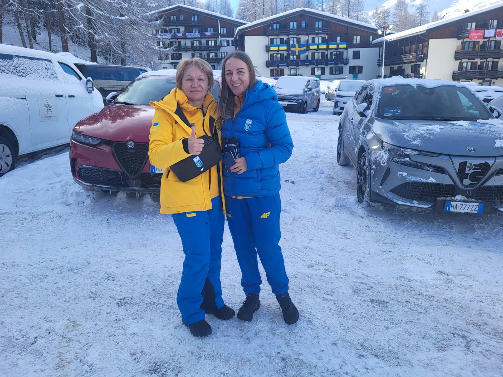 Аннамарі Данча з Мариною Чундак