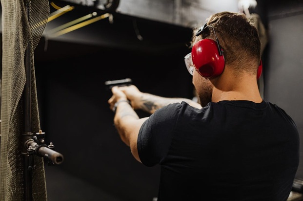 Навчання роботі зі зброєю