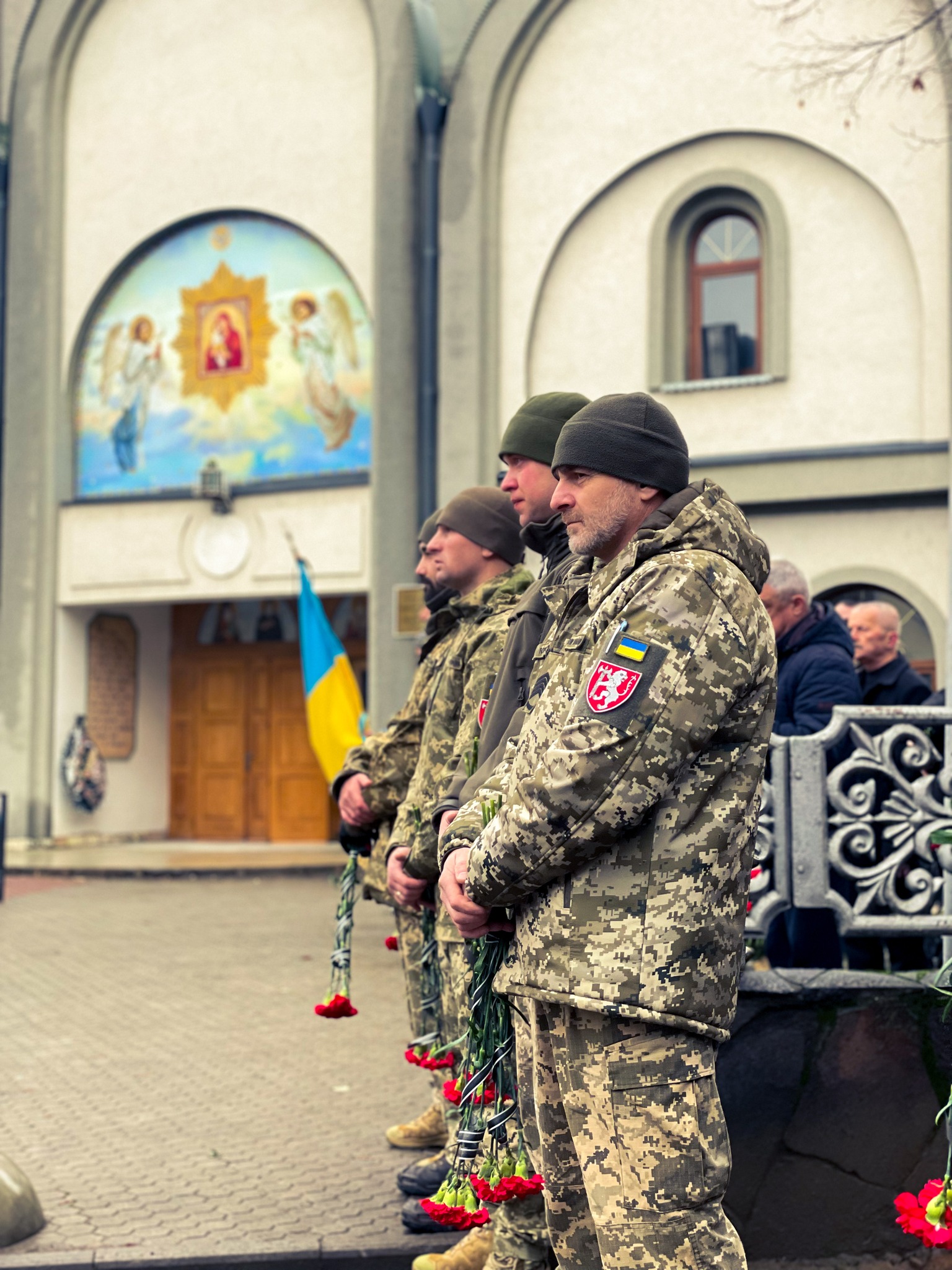 військові під час прощання з колегою