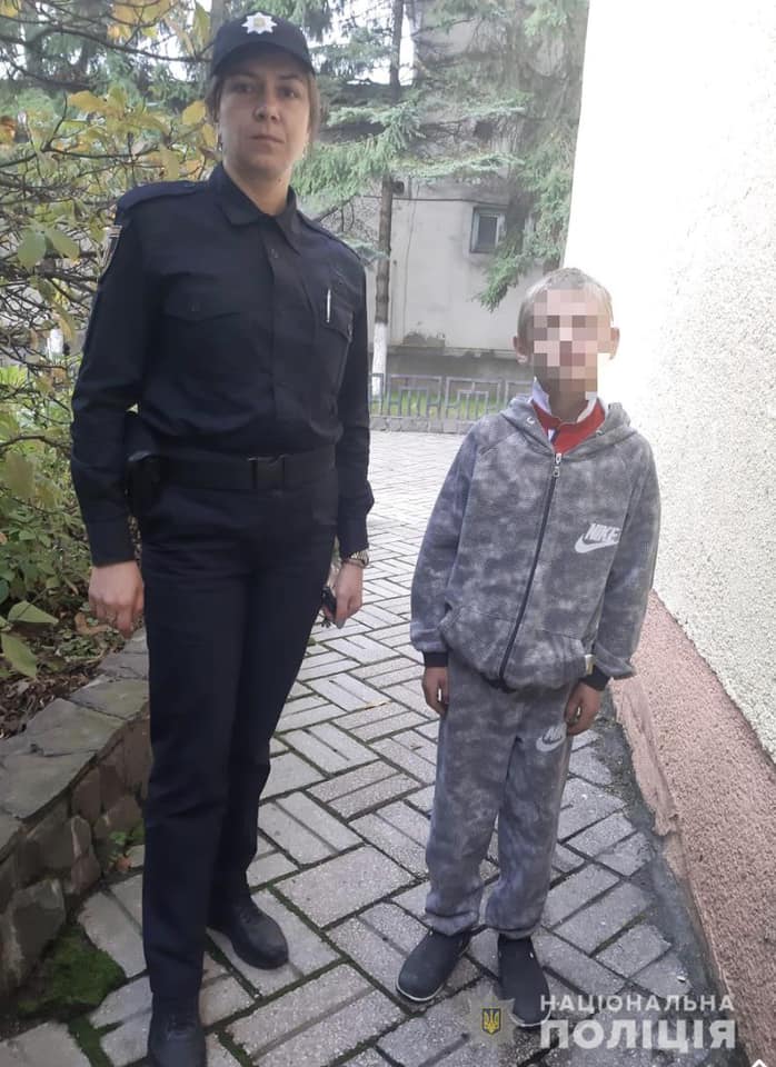 Фото знайденого хлопчика, якого шукали всю ніч 