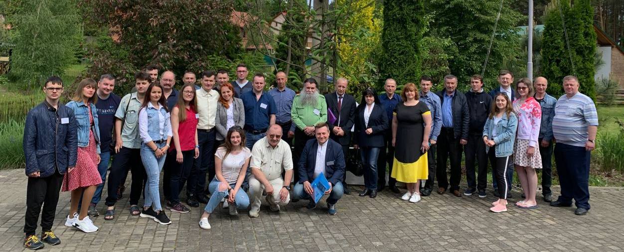 науковці