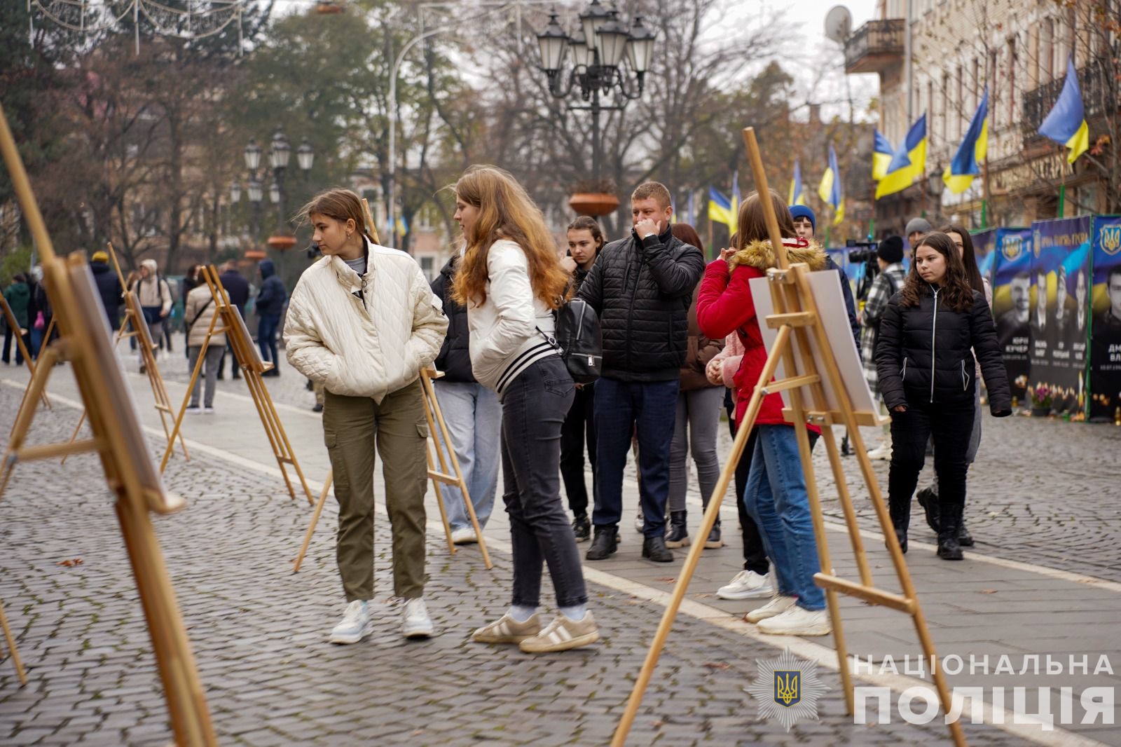 Фотовиставка в Ужгороді на площі Петефі