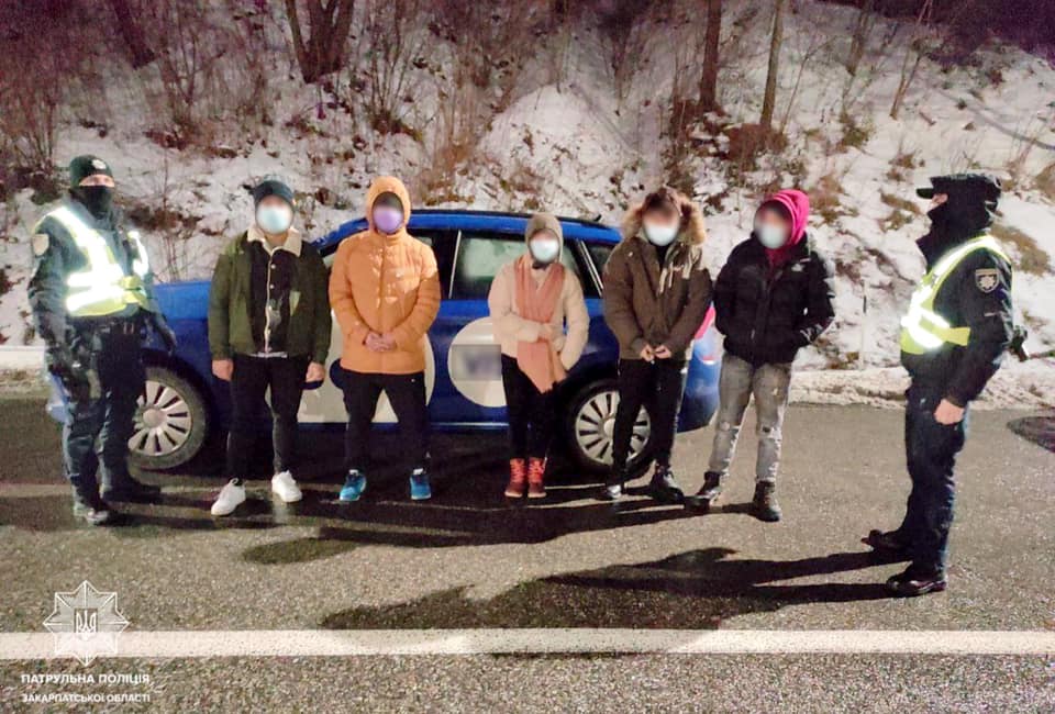 фото