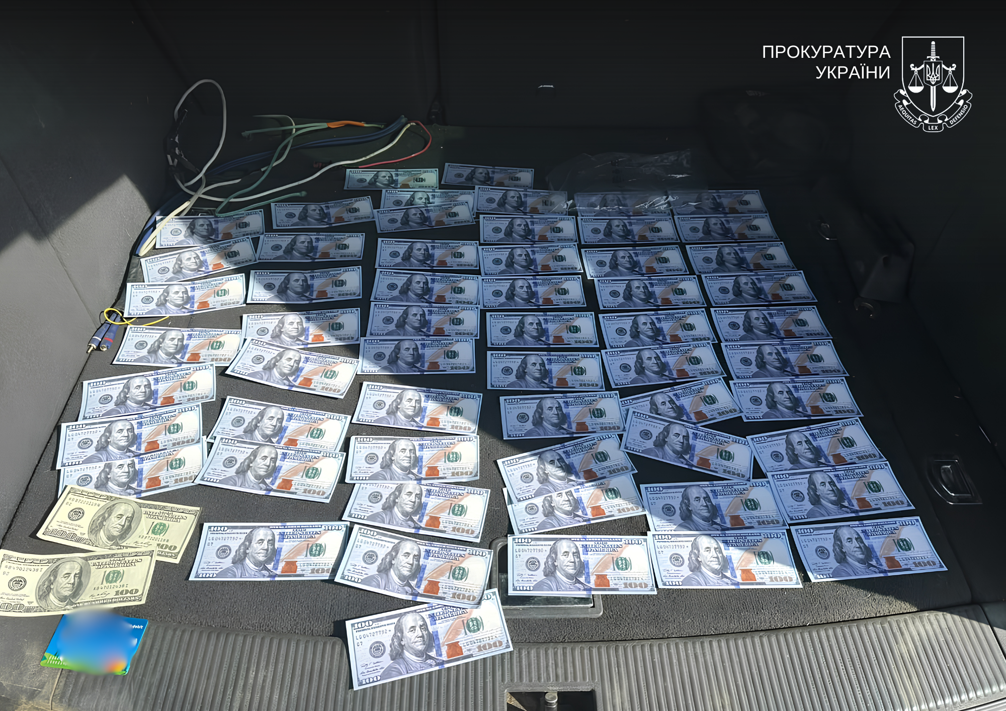 Військовий ТЦК на Закарпатті за хабар обіцяв зняти чоловіка із реєстру призовників